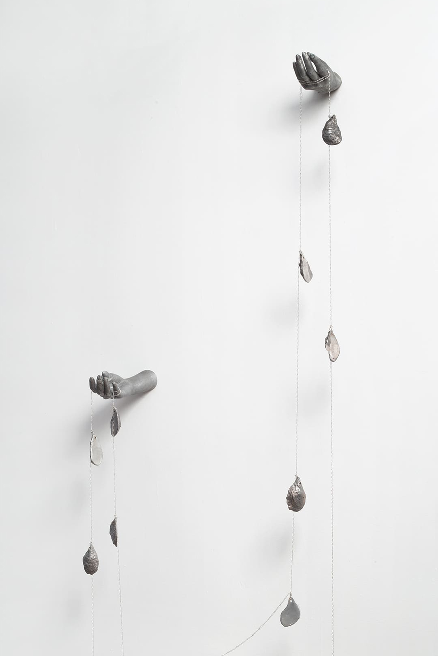 Tube Gallery Hannah Rowan To Hold an Ocean Cast aluminium and chain variable dimensions 2023 1