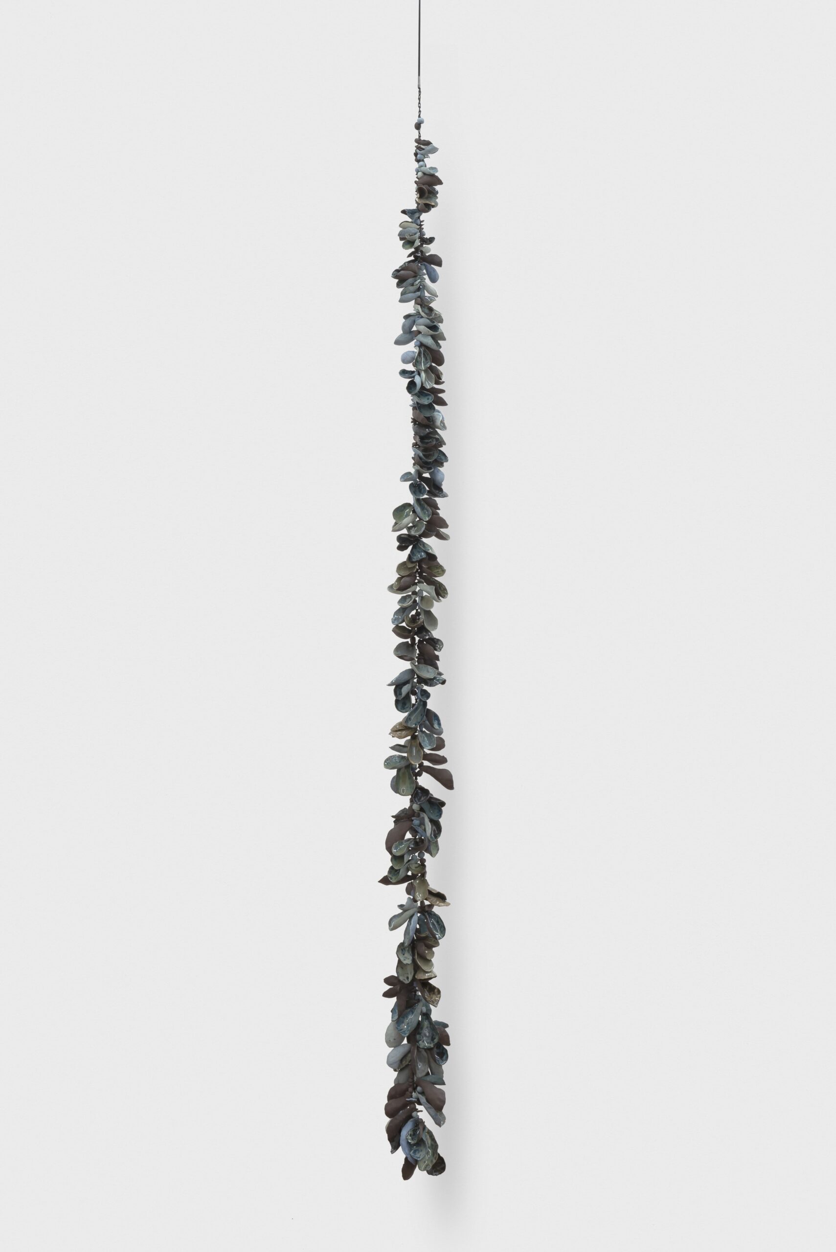 Tube Gallery Hannah Rowan Undersea Stained porcelain black stoneware glaze nylon wire and handware 200 x 13cm 2023 scaled